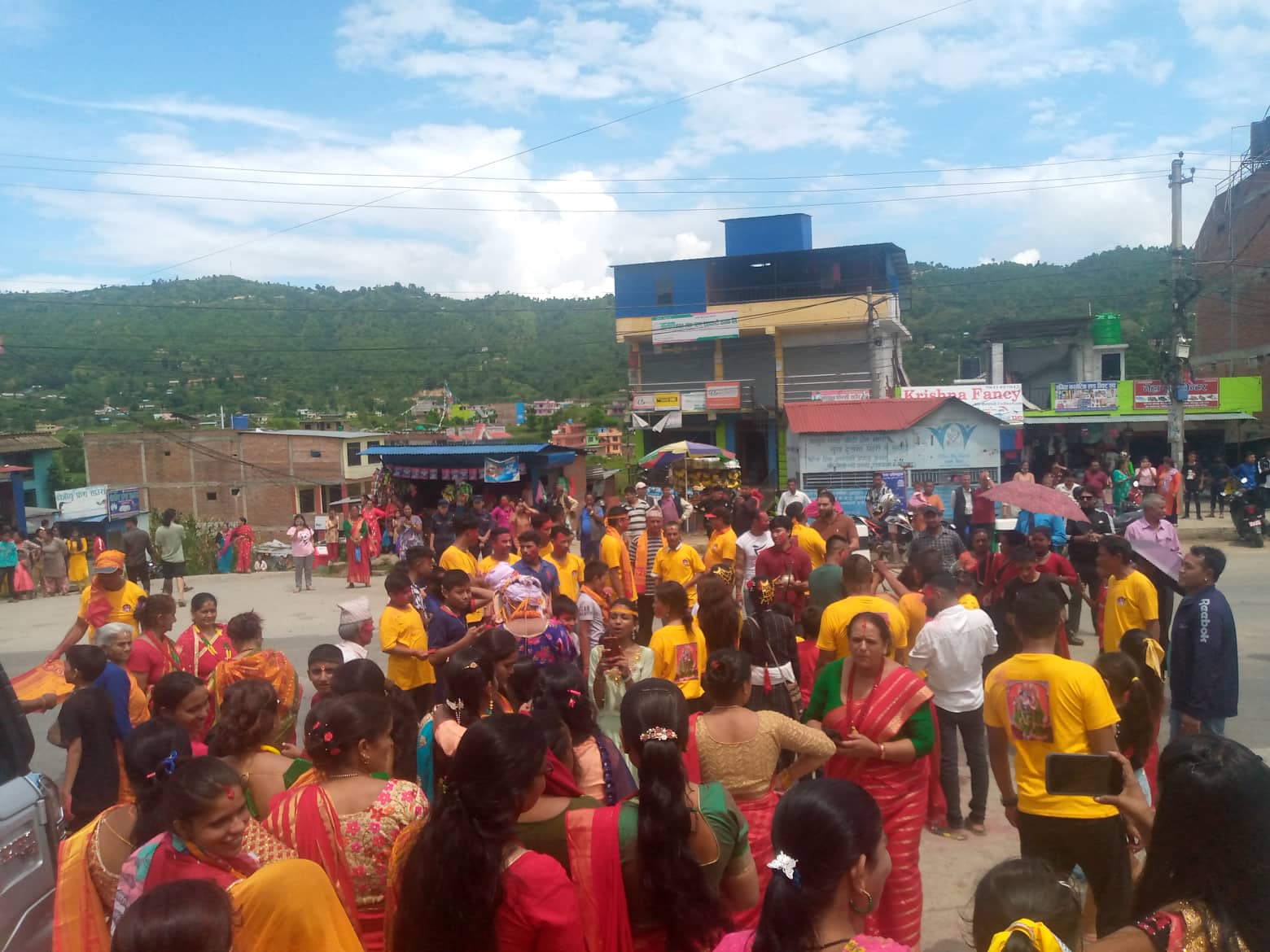 श्रीकृष्ण जन्माष्टमी पर्वको अवसरमा भकुन्डेबेशीमा रथ यात्रा सम्पन्न