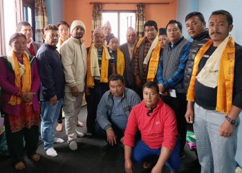 एमाले काभ्रेमा ठुलो झड्का, पूर्व जिल्ला सदस्यसहित २५ जना नेपाली कांग्रेस प्रवेश