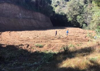 रोशी ५ सिसाखानीमा पिकनिक स्पोर्ट ग्राउन्ड निर्माण कार्य धमाधम