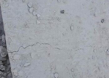 पिन्थली ( बनखु सडकमा ठेकेदारको लापरबाही उपाध्यक्ष वाइबाद्वारा लापरबाही नगर्न चेतावनी