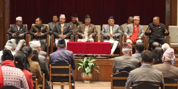 कांग्रेसको निर्णयः प्रधानमन्त्रीलाई विश्वासको मत दिने, प्रतिपक्षमा बस्ने