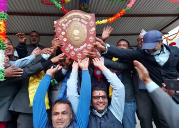 रोशीको तेस्रो राष्ट्रपति रनिङ शिल्डको उपाधि रोशी मा.वि.लाई