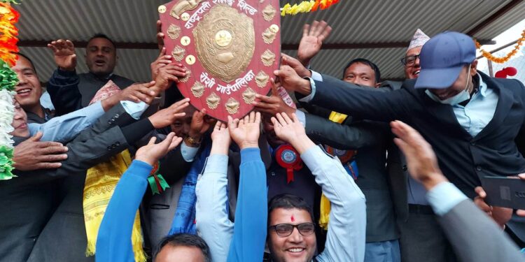 रोशीको तेस्रो राष्ट्रपति रनिङ शिल्डको उपाधि रोशी मा.वि.लाई