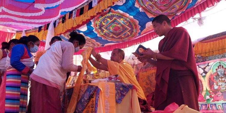 धर्म गुरु टुल्कु रिन्पोछेद्धारा आयु अभिषेक, शरण गमणको शिल कार्यक्रम सम्पन्न