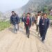 चौकी डाँडा खहरेपाँगु सडकको गाउँपालिका अध्यक्ष दिनेश लामाद्धारा अनुगमनः अबको २ महिनाभित्र कालोपत्रे हुने