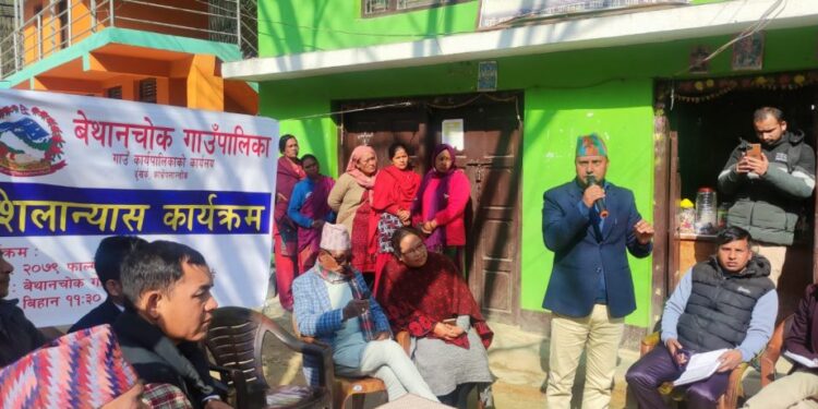 बेथानचोक गाउँपालिकालाई काठमाडौँ र हेटौँडासँग जोड्ने सडक कालोपत्रे हुँदै