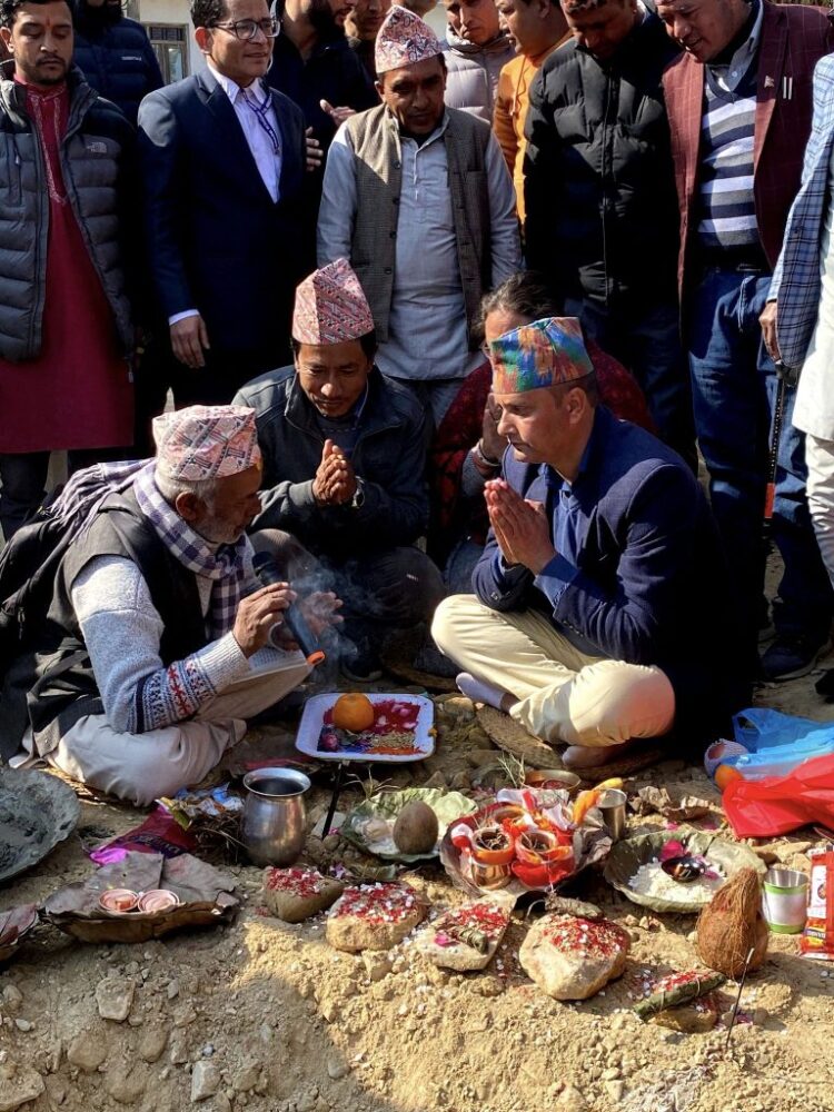 बेथानचोक गाउँपालिकालाई काठमाडौँ र हेटौँडासँग जोड्ने सडक कालोपत्रे हुँदै