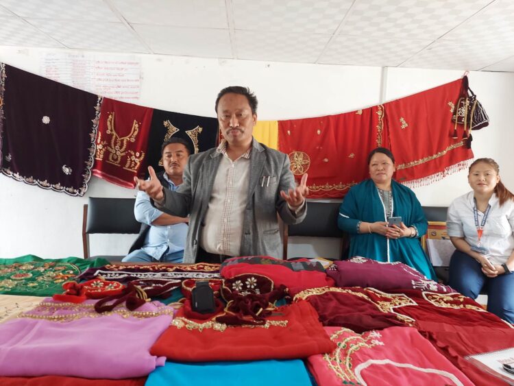 सीप विकासमा अगाडि बढ्दै रोशीका महिला