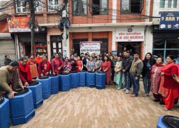 बनेपा नगरपालिका र उपभोक्ताको ५०÷५० प्रतिशत लागतमा कम्पोष्ट विन वितरण