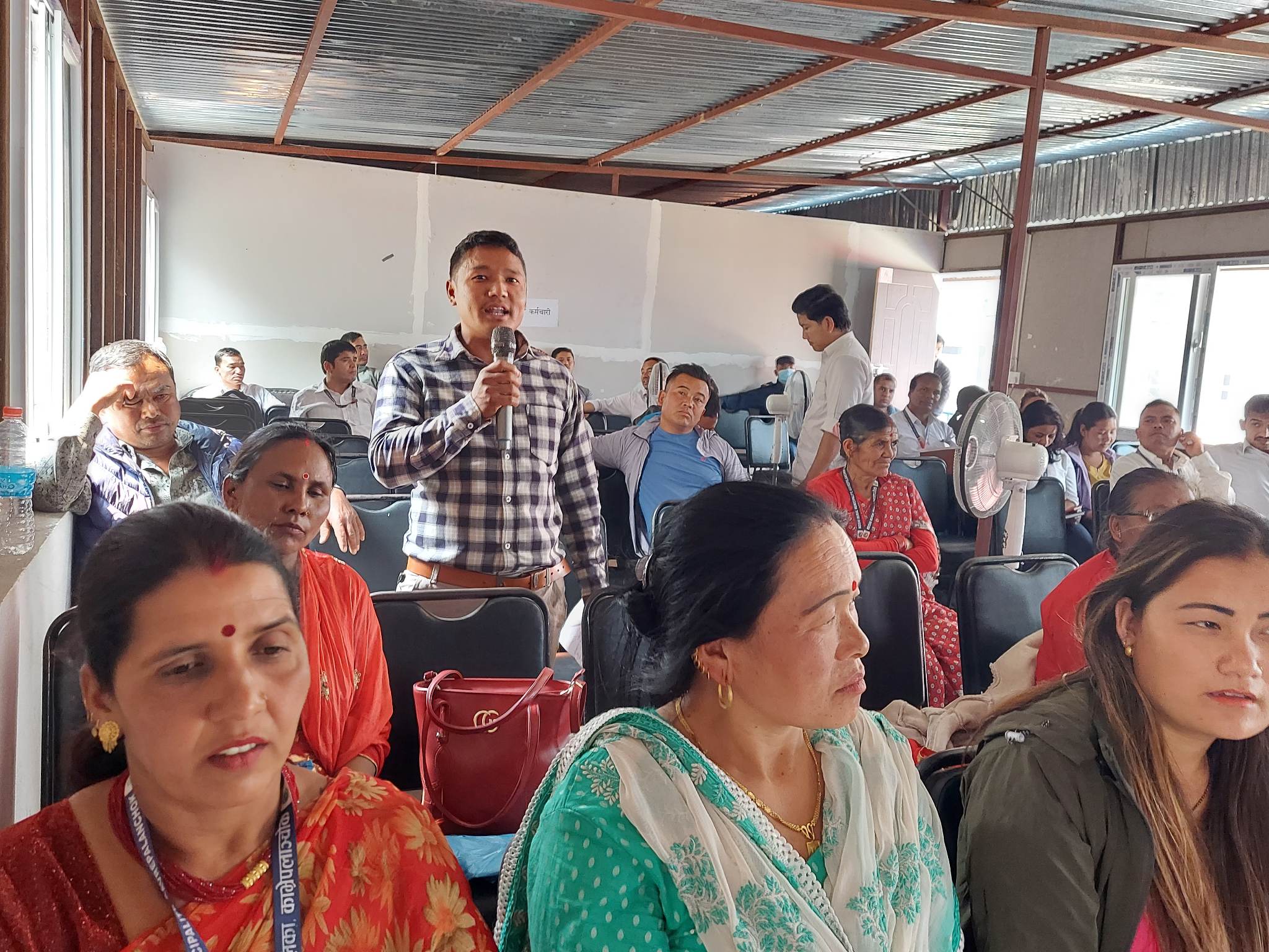 रेडियो रोशी १०१.६ मेगाहर्ज