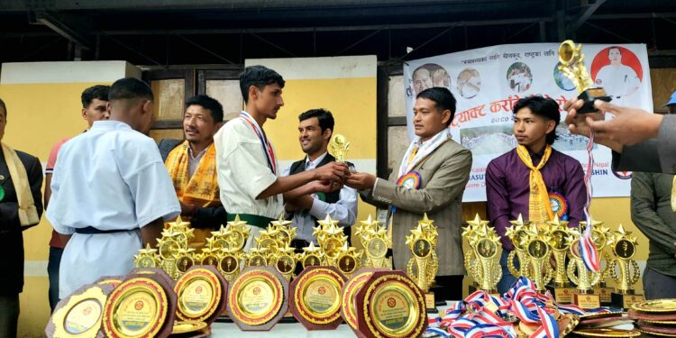 फुल कन्ट्याक्ट कराँते दोस्रो रोशी कप–२०८० सम्पन्न