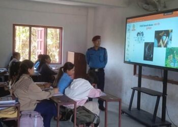 रोशीका विद्यार्थीलाई साइबर अपराध, बाल यौन दुरुपयोग लगायतका विषयमा सचेतना