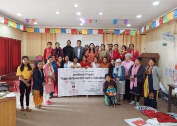 शिक्षण सीप विकासमा अगाडि बढ्दै रोशीको बालकक्षाका शिक्षकहरु