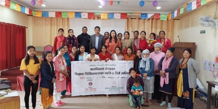 शिक्षण सीप विकासमा अगाडि बढ्दै रोशीको बालकक्षाका शिक्षकहरु