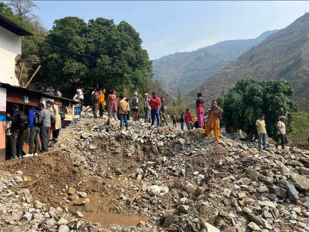 रेडियो रोशी १०१.६ मेगाहर्ज