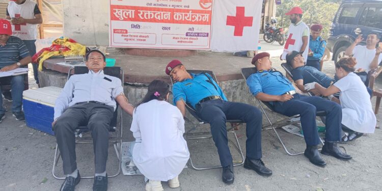 मंगलटारमा आयोजित रक्तदान कार्यक्रममा ४४ जना युवाले गरे रक्तदान