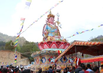 नमोबुद्ध ९ गहतेमा गुरु पद्यसम्भवको ४३ फिट अग्लो प्रतिमा निर्माण