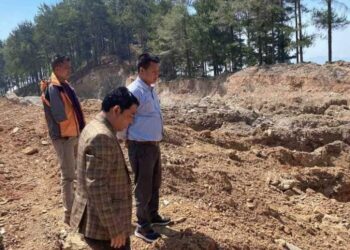 तेमालमा निर्माणाधीन तामाङ संग्रहालय र रङ्गशालाको उपाध्यक्ष थोकरद्वारा अनुगमन