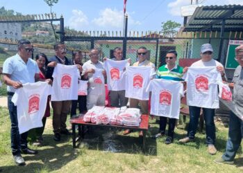 पनौती जात्रा २०८० को अवसर पारेर जात्रा समितिलाई ९० थान टिसर्ट वितरण