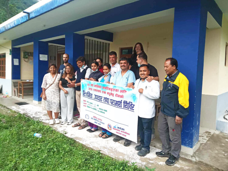 नसर्ने रोगका बिरामीहरु पहिचान गर्दै बेथानचोक गाउँपालिका