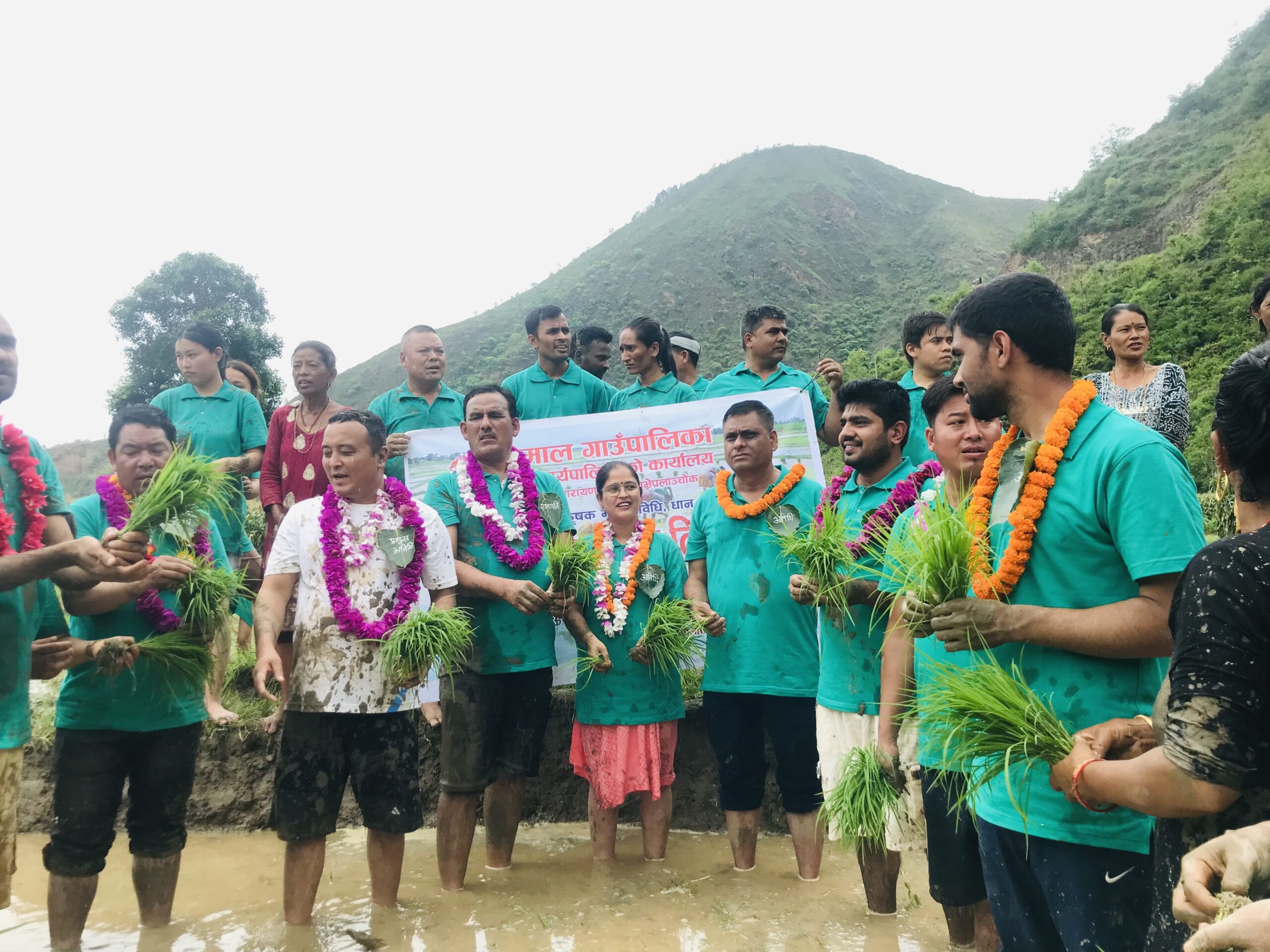 रेडियो रोशी १०१.६ मेगाहर्ज