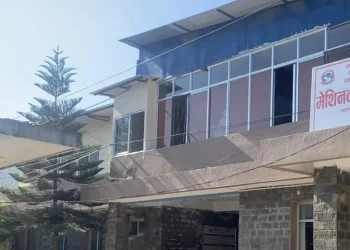 मेथिनकोट अस्पतालमा पर्याप्त जनशक्ति तथा भौतिक संरचना नहुँदा सेवा विस्तारमा समस्या