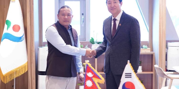 मन्त्री लामा आज स्वदेश फर्किंदै