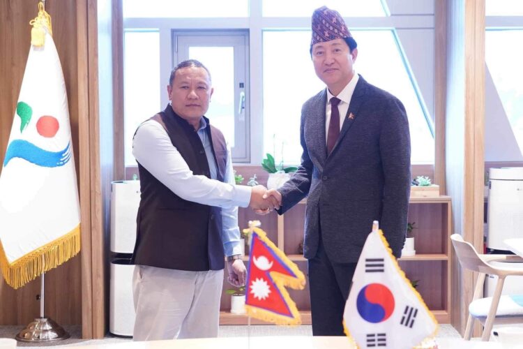 मन्त्री लामा आज स्वदेश फर्किंदै