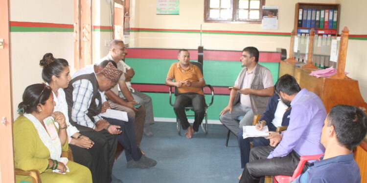 मण्डनदेउपुरमा नगरपालिकाभित्र दर्ता भएका सहकारी संस्थाको खोजी अभियान जारी