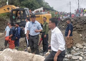 अवरुद्ध बि.पी.राजमार्ग एकतर्फी रुपमा सञ्चालन