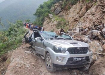 पाल्पाको जोर्तेमा सुख्खा पहिरोले स्कार्पियो पुरिंदा तीन जनाको घटनास्थलमै मृत्यु