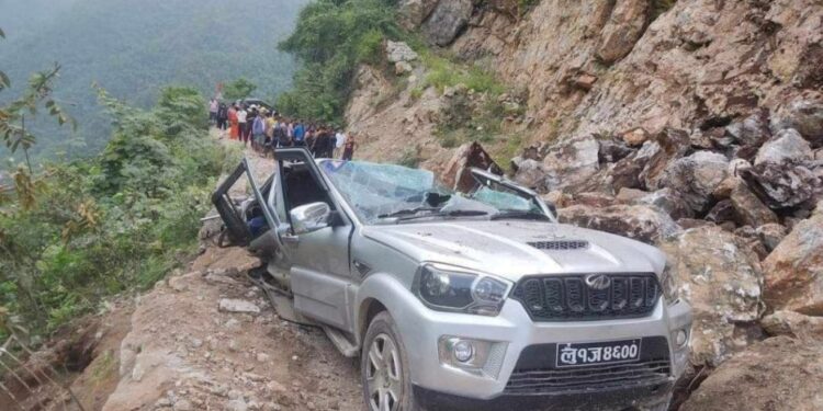 पाल्पाको जोर्तेमा सुख्खा पहिरोले स्कार्पियो पुरिंदा तीन जनाको घटनास्थलमै मृत्यु