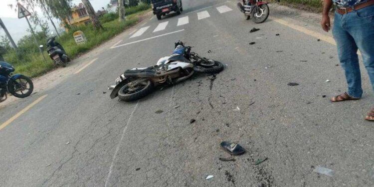 नमोबुद्ध –२ स्थित २० किलोमा सवारी दुर्घटना , एकको अवस्था गम्भीर