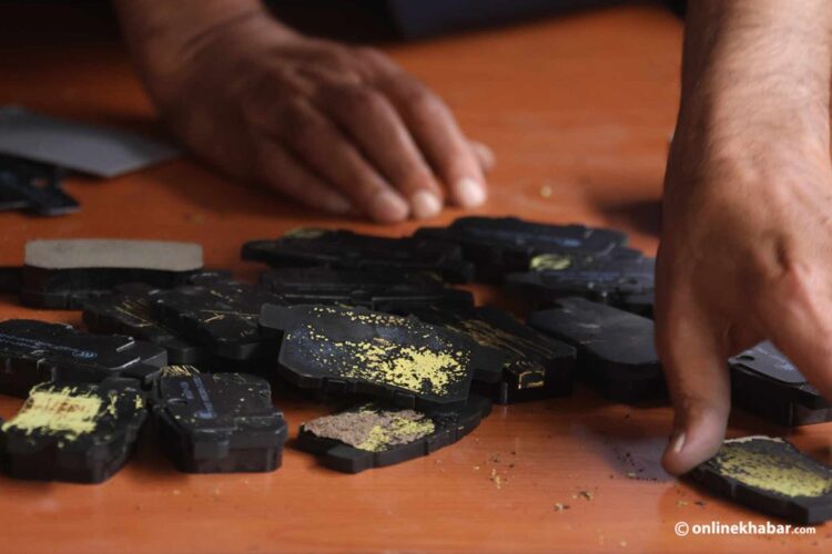 ‘ब्रेक शु’ मा लुकाएर थप ३०२ किलो सुन तस्करी भएको सीआईबीको निष्कर्ष