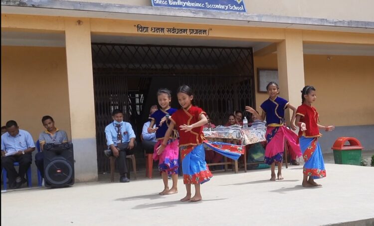 बिभिन्न कार्यक्रम गर्दै मनायो श्री बिन्ध्यबासिनी मा वि ले ५९ औं राष्ट्रिय बाल दिवस