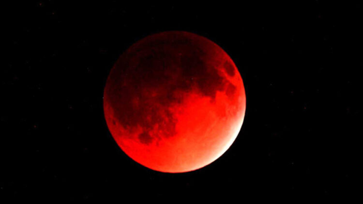 आज खण्डग्रास चन्द्रग्रहण लाग्ने, के गर्नु हुन्छ ,के गर्नु हुँदैन ?