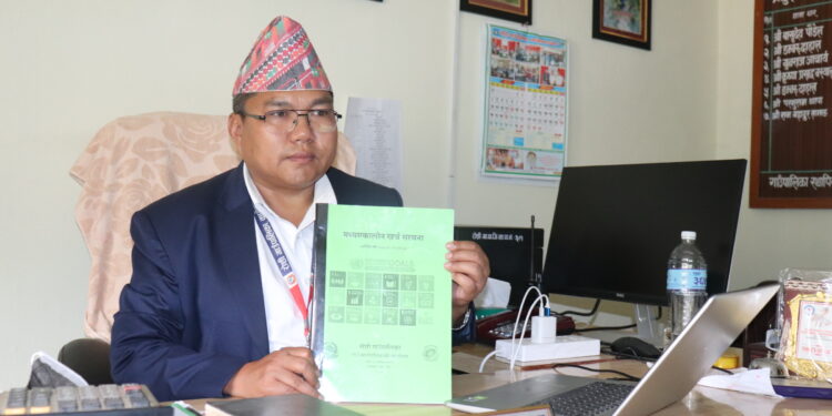 रोशीमा कर्मचारीबाटै मध्यमकालिन खर्च संरचना तयार