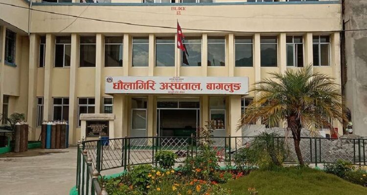 धौलागिरि अस्पतालमा अहिलेसम्मकै बढी तौल भएको बच्चाको जन्म