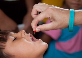 आज र भोलि ५ वर्षमुनिका बालबालिकालाई भिटामिन ‘ए’ र जुकाको औषधि खुवाइदै