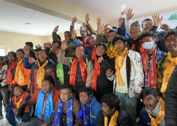 बिभिन्न पार्टीमा आवद्ध सरमथलीका ७० भन्दा बढी नेता कार्यकर्ता नेपाली काङ्ग्रेस प्रवेश
