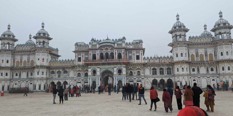 जानकी मन्दिरमा आज सवा लाख दियो बालिँदै