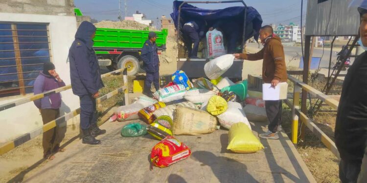 पनौती नगरपालिका–५ आईटी पार्क क्षेत्रबाट ७३ बोरा गाँजा बरामद, ३ जना पक्राउ