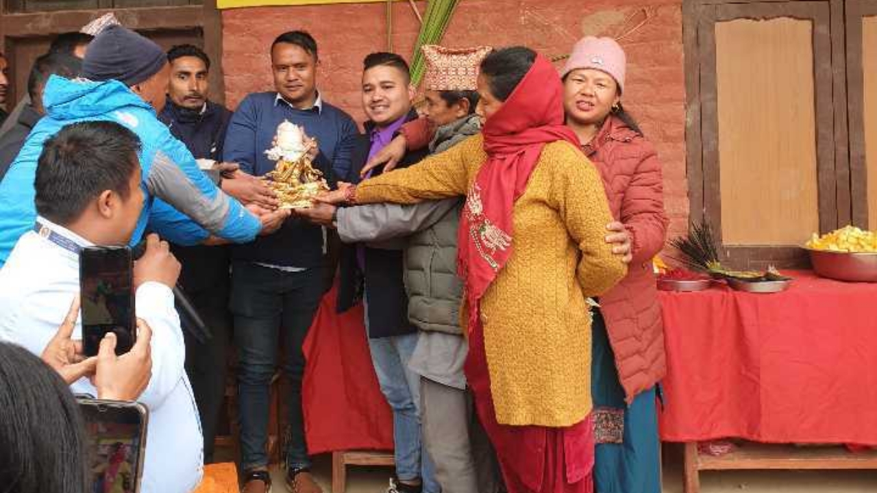 रेडियो रोशी १०१.६ मेगाहर्ज