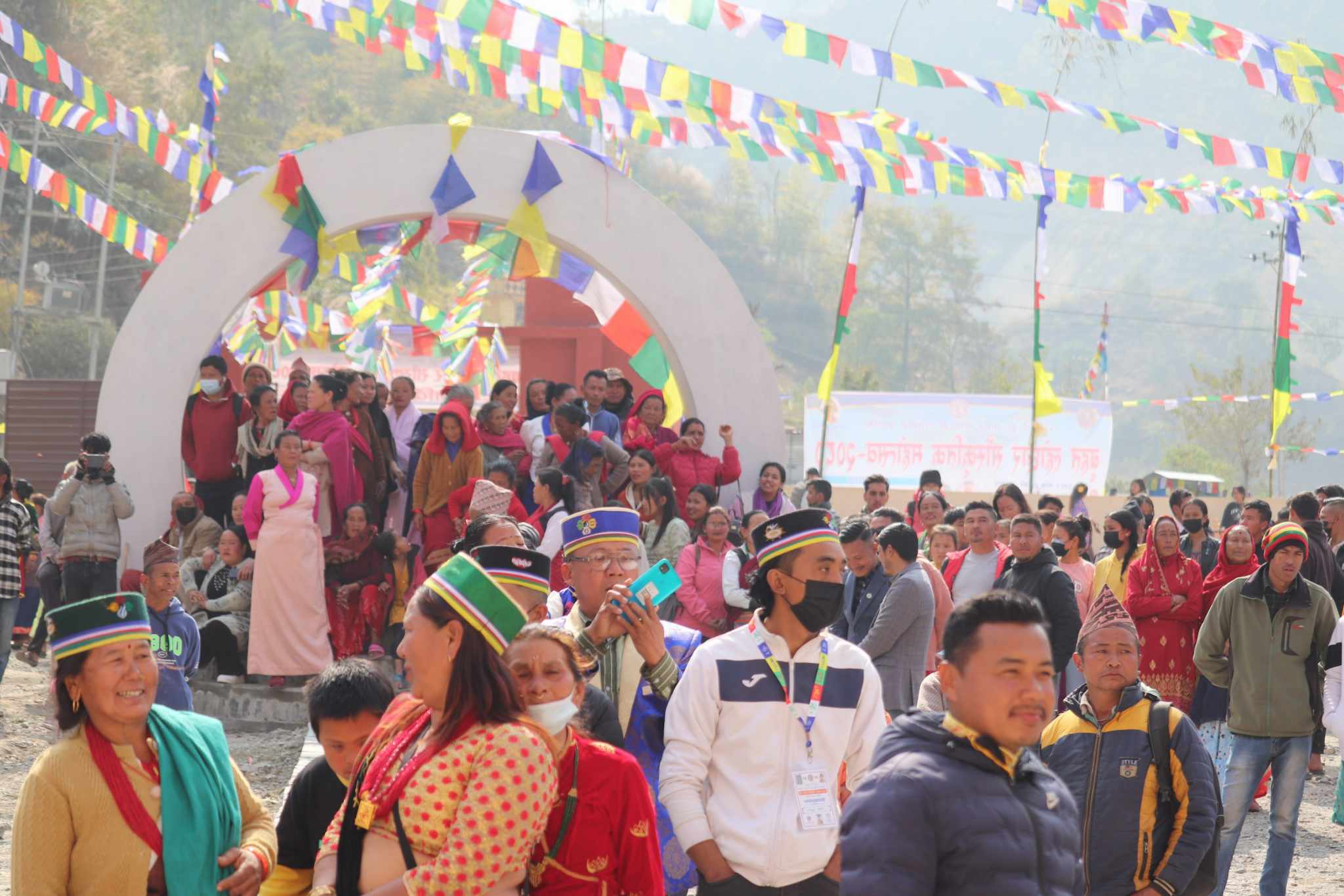 रेडियो रोशी १०१.६ मेगाहर्ज