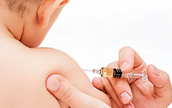 आजबाट दादुरा–रुवेलाविरुद्धको खोप अभियान सुरु