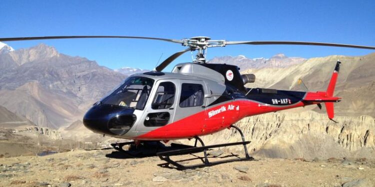 सिम्रिक एयरको हेलिकप्टर धुलिखेलमा आकस्मिक अवतरण
