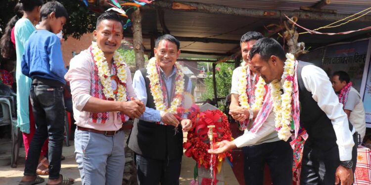 रोशी–१० वाल्टिङ्गका ६० घरधुरीमा पुग्यो ‘एक घर,एक धारा’