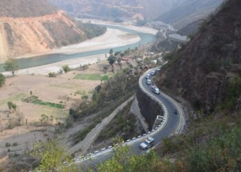 रोशीका विभिन्न ठाउँमा सडक अवरुद्धः सतर्कता अपनाउन अध्यक्ष लामाको अनुरोध