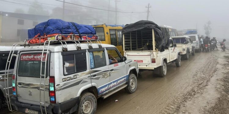 धुलिखेल–खावा सडक पूर्ण रुपमा अवरुद्ध