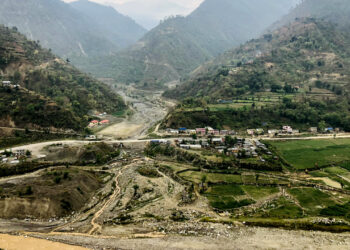 रोशी–९ चिउरीबासकी आरती लामाको शव तेमाल–८ स्थित खोलाको किनारमा फेला